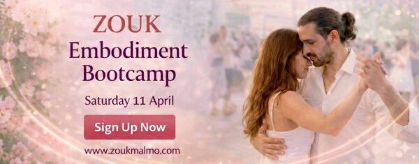 Danskurser i malmö, lär dig dansa. Älskar du känslan i Bachata Sensual & Salsa, men längtar efter ännu mer flow? "Många tror att hemligheten bakom magisk connection är fler turer. Sanningen? Det handlar om ZOUK Embodiment." Upptäck ZOUK-metodiken I Sensual & Flow kurserna byter vi ut mekaniska steg mot äkta närvaro och ger dig verktygen för att få tiden att stanna tillsammans. Detta är för dig som är: Förare: Trött på att upprepa samma tråkiga steg? Lär dig att föra med energi istället. Följare: Trött på att gissa föringen? Hitta ditt eget flow och din inre harmoni. Alla: Trött på att lära dig turer och steg och vill börja känna magin med flow tillsammans.
